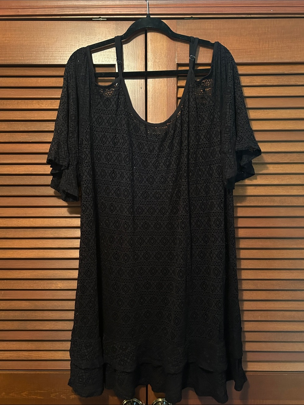 Torrid Black Crochet Cold-Shoulder Black Plus Size Tunic size 3